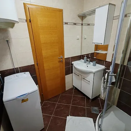 Apartman Kovacicek 4 *