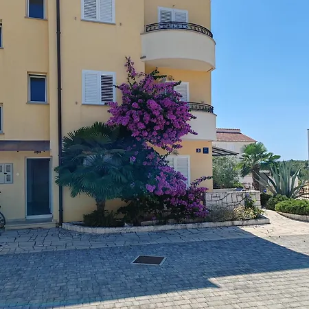 Apartman Kovacicek 4 *